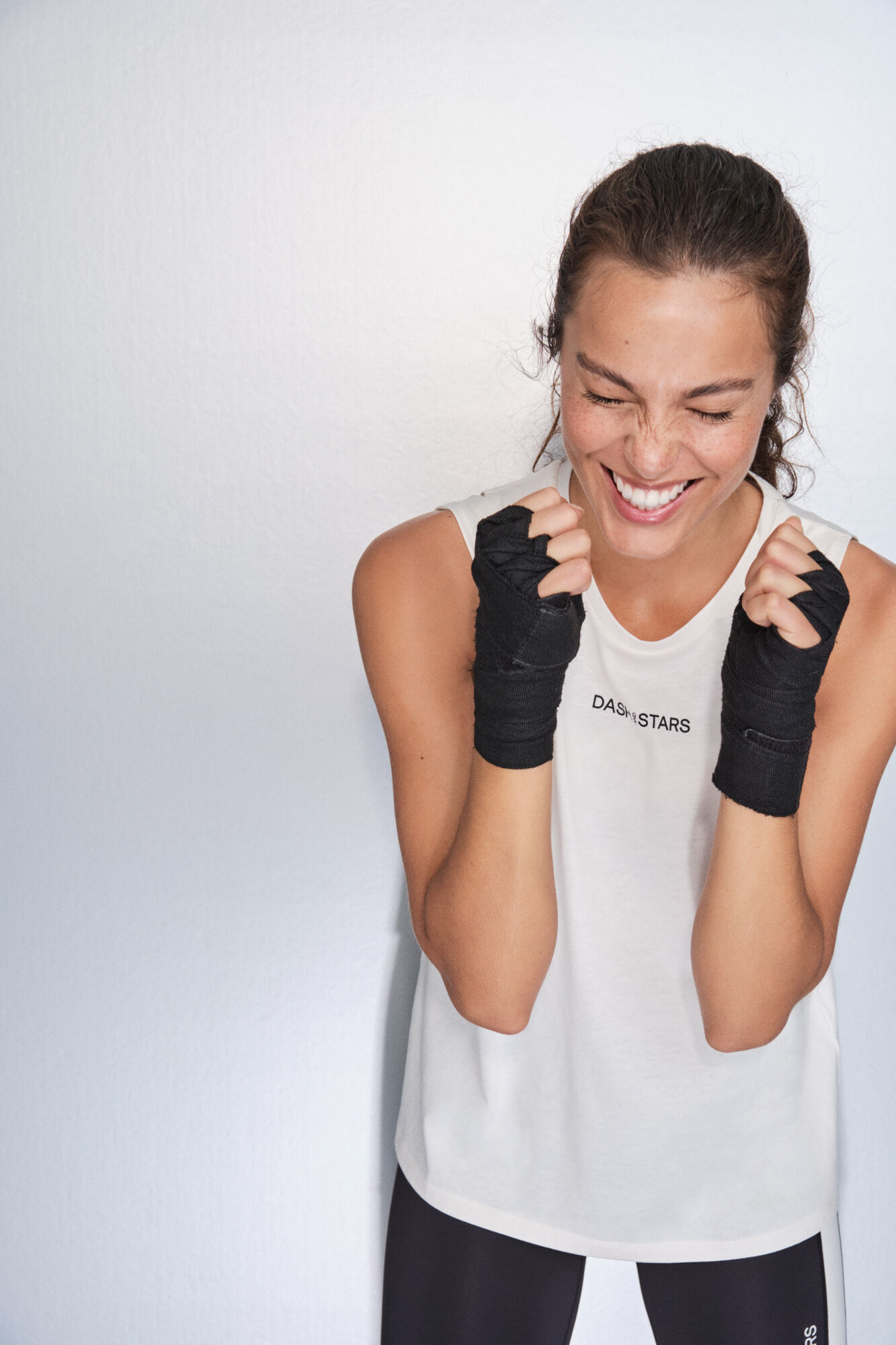 Dash and Stars Camiseta halter sin mangas algod&oacute;n blanca