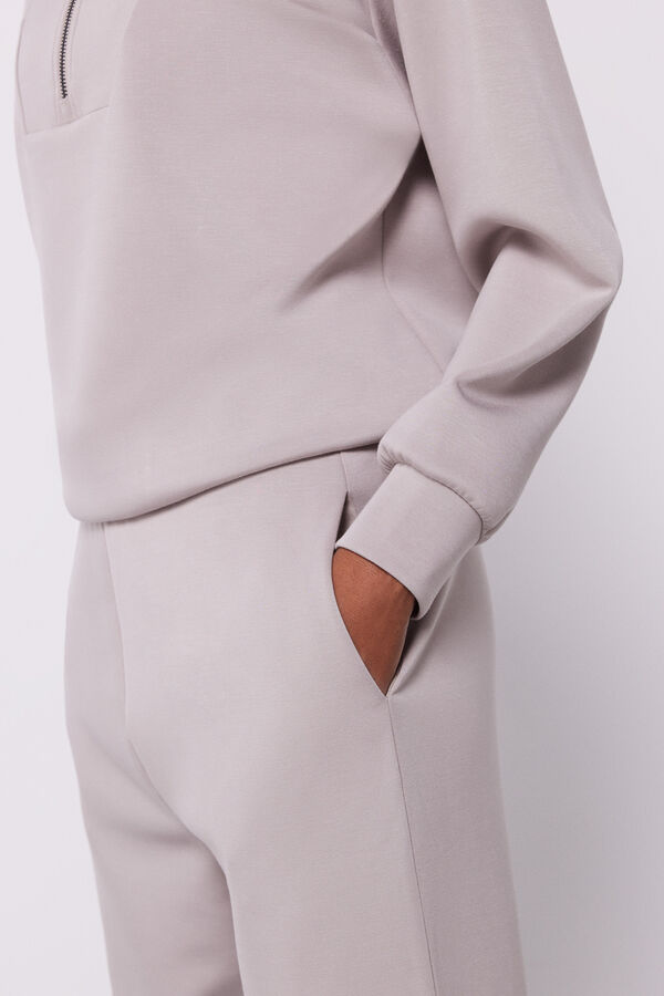 Dash and Stars Pantal&oacute;n jogger tacto suave marr&oacute;n nude