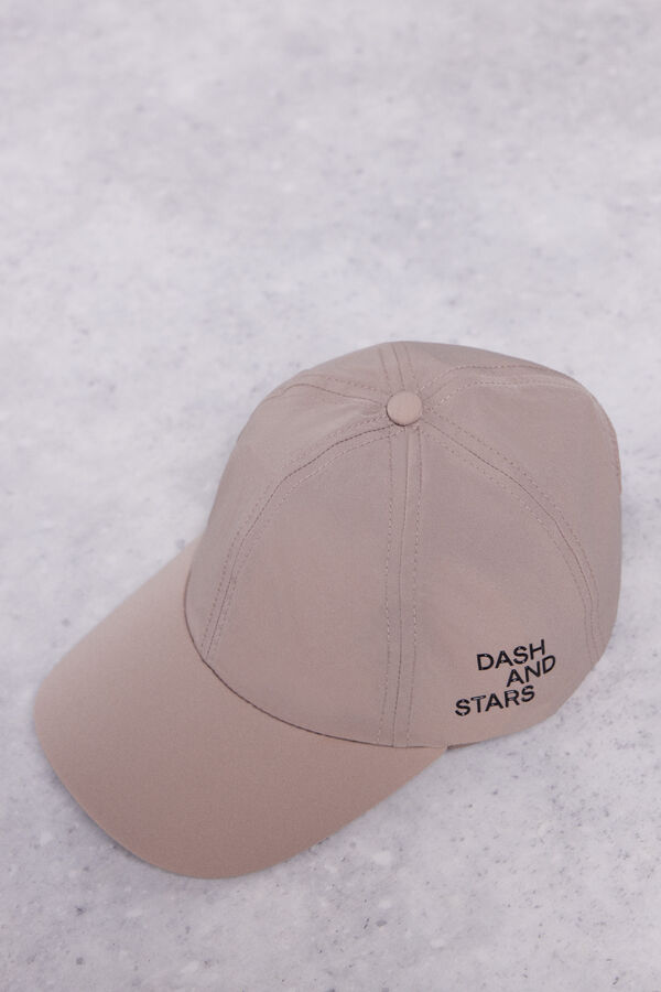 Dash and Stars Bon&eacute; t&eacute;cnico ultraleve castanho cru