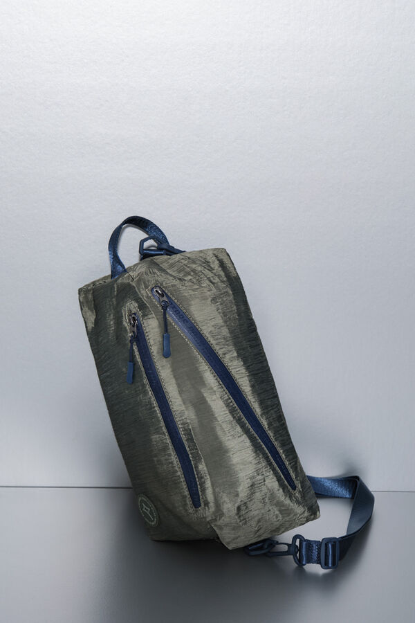 Dash and Stars Bolso bandolera nylon  kaki satinado verde