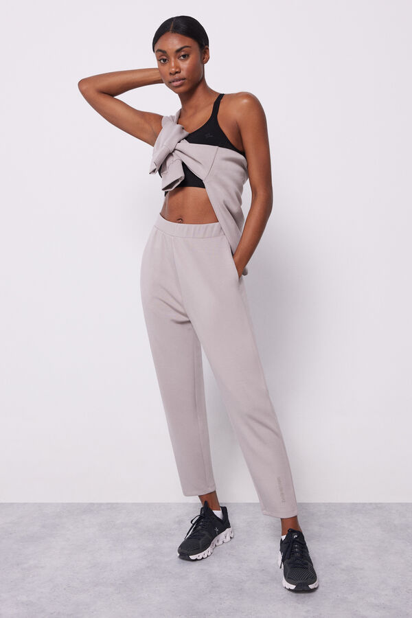 Dash and Stars Pantal&oacute;n jogger tacto suave marr&oacute;n nude