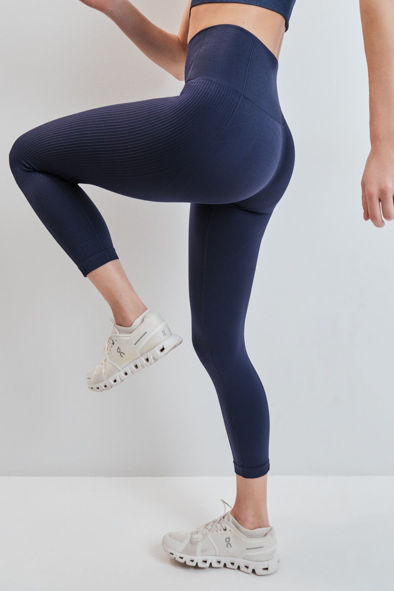 Dash and Stars Leggings sem costura COMFORT crop azul