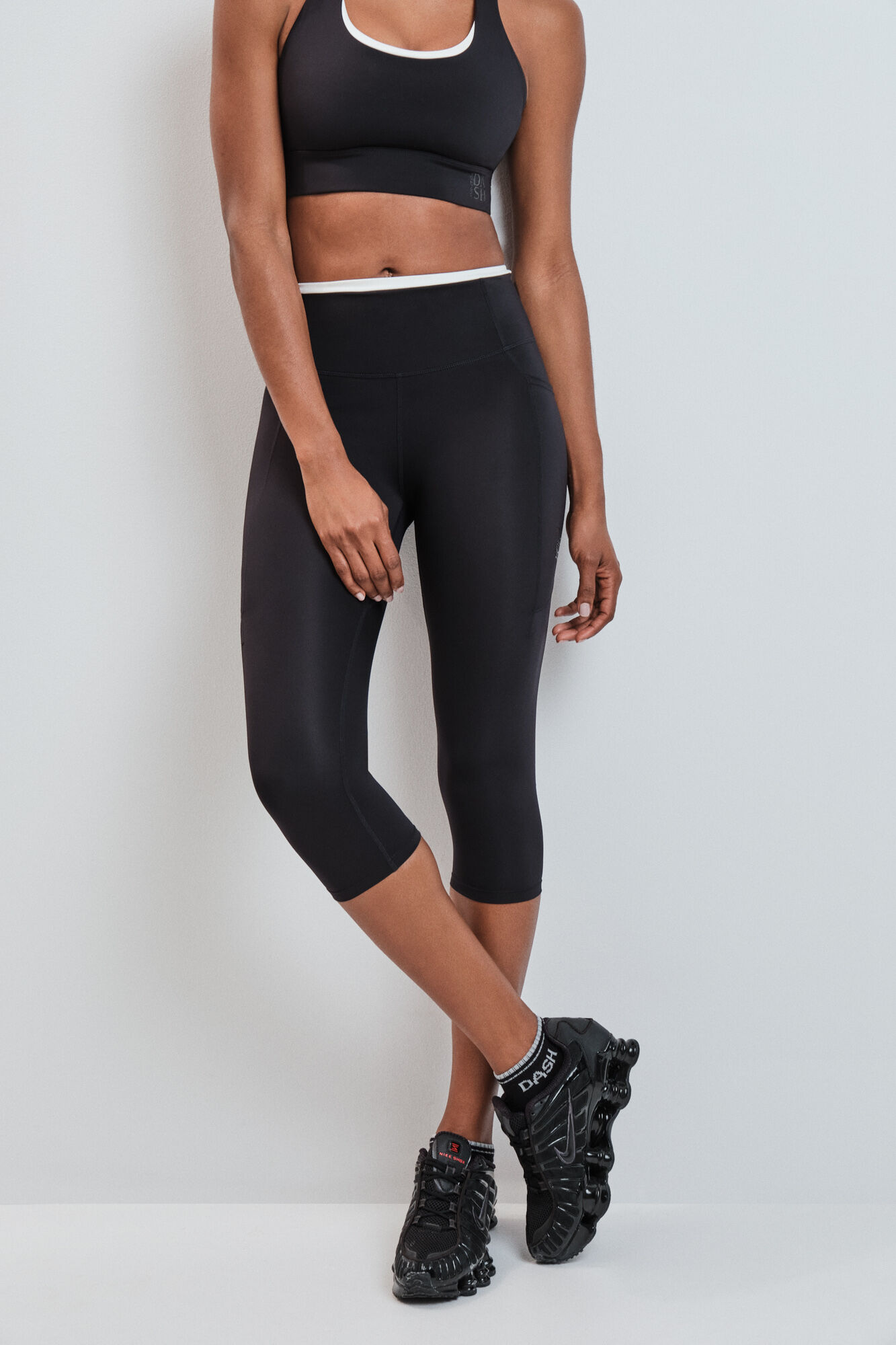 Dash and Stars Leggings pirata negro 4D STRETCH