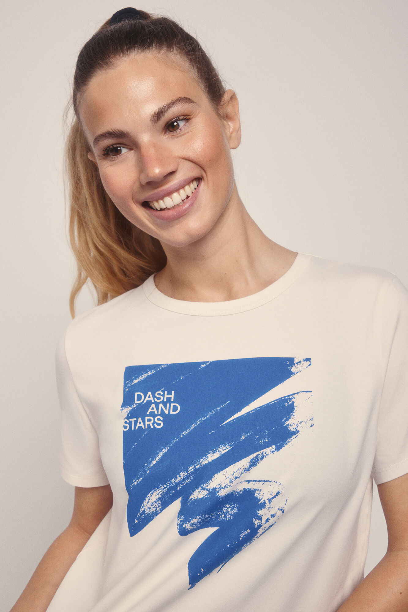 Dash and Stars T-shirt azul de algod&atilde;o escovado