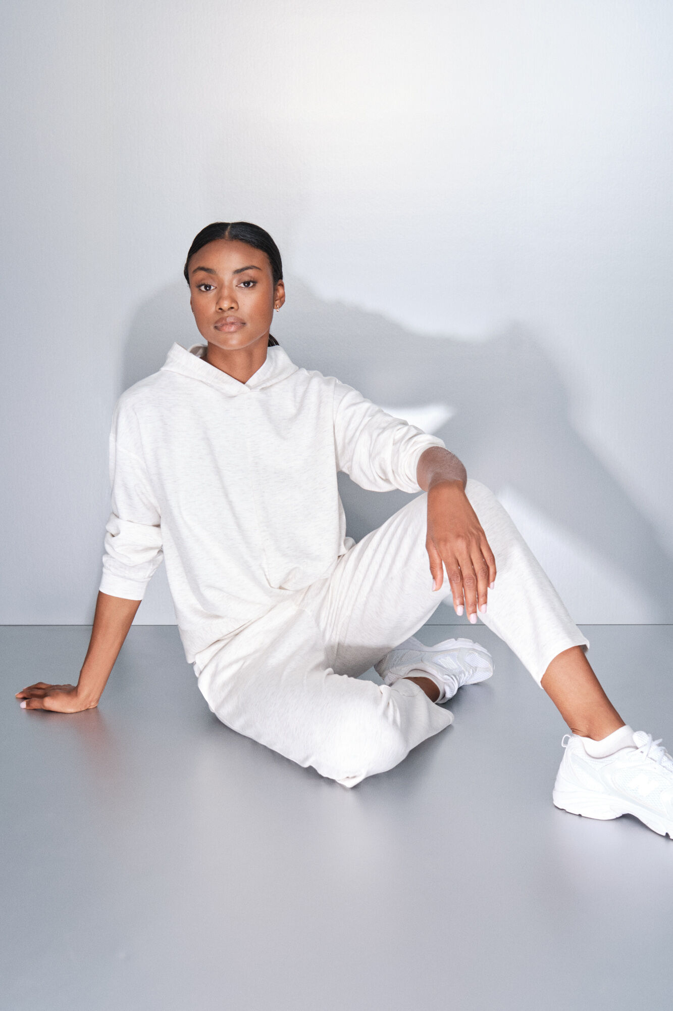 Dash and Stars Sweatshirt branco drapeado