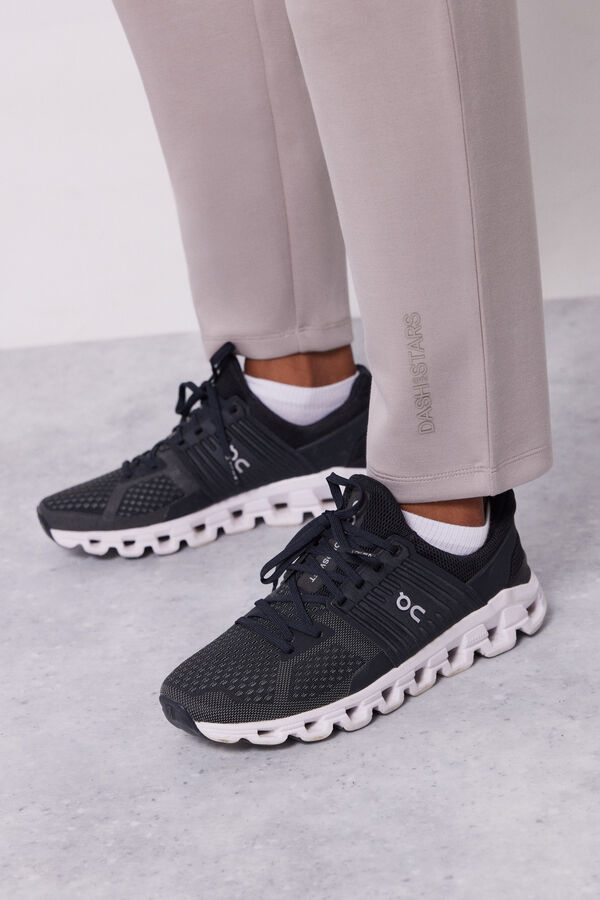 Dash and Stars Pantal&oacute;n jogger tacto suave marr&oacute;n nude