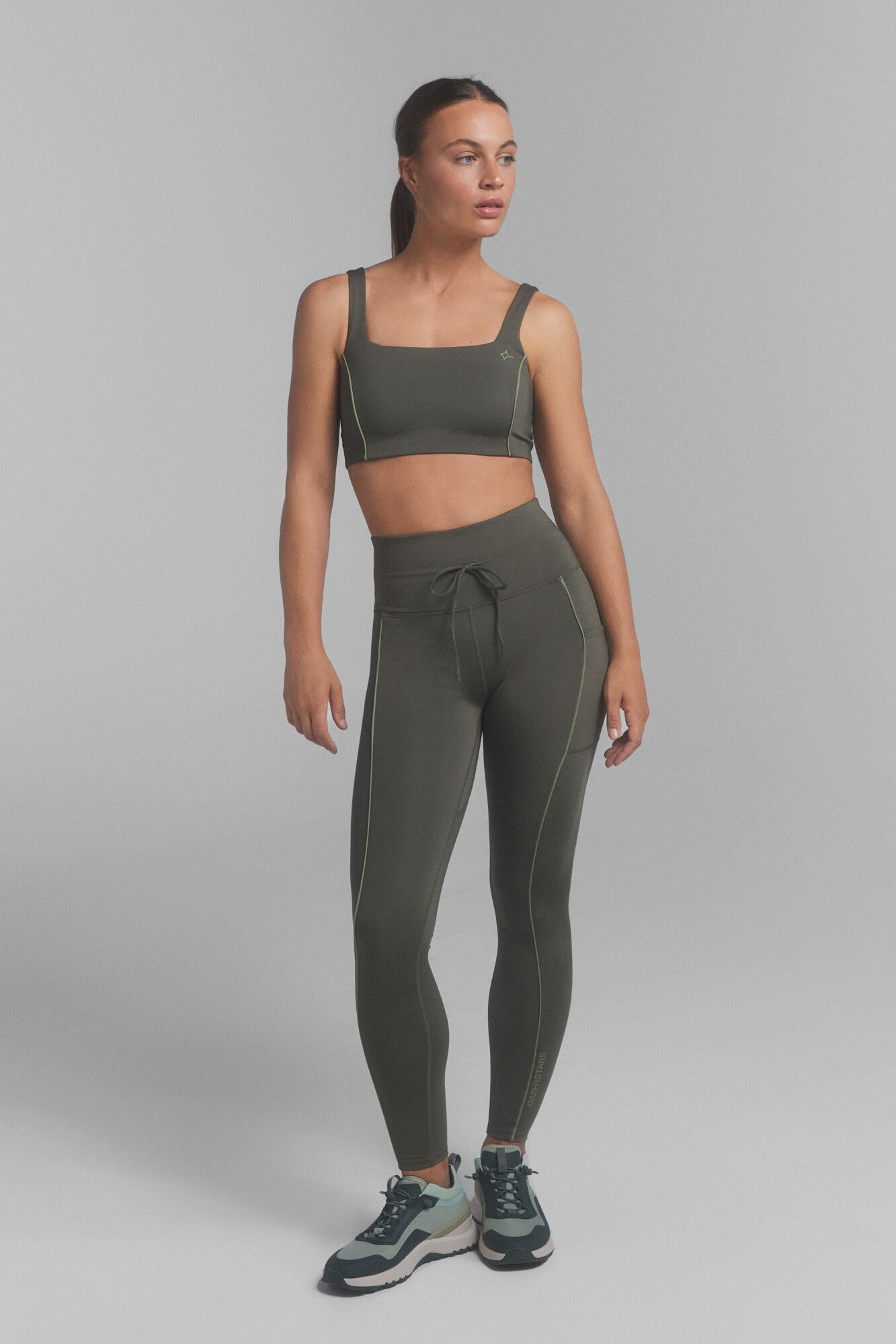 Dash and Stars Leggings 4D STRETCH kaki oscuro.