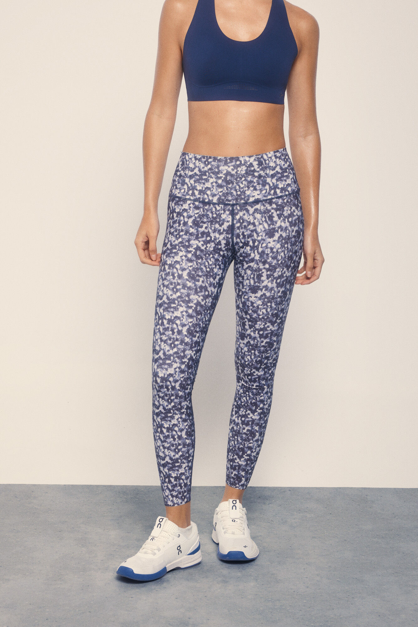 Dash and Stars Leggings COMPRESSIVE estampado multicolor