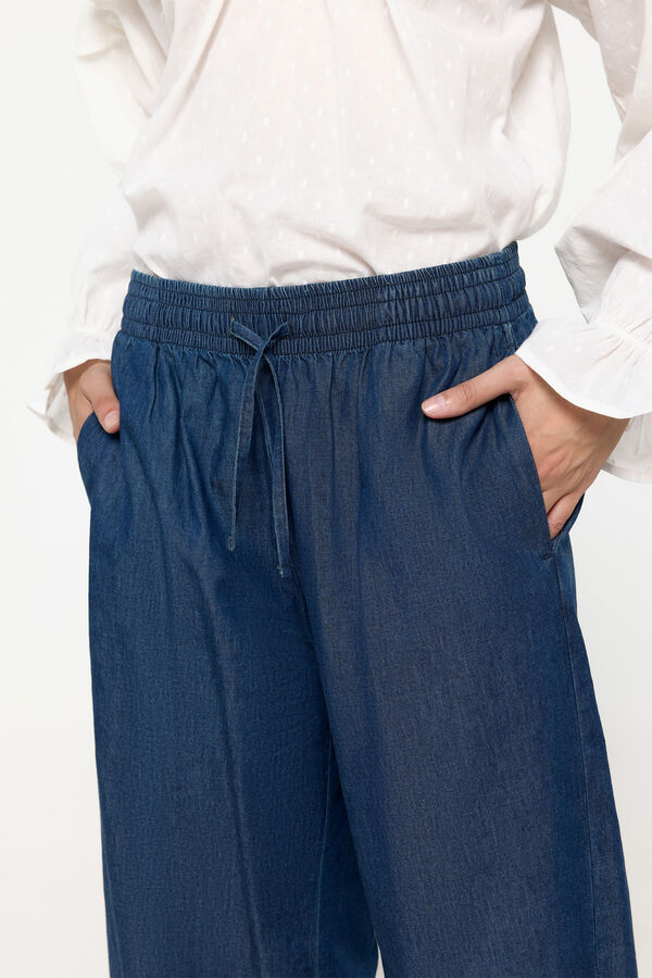 Fifty Outlet Pantalón crop light denim. Azul