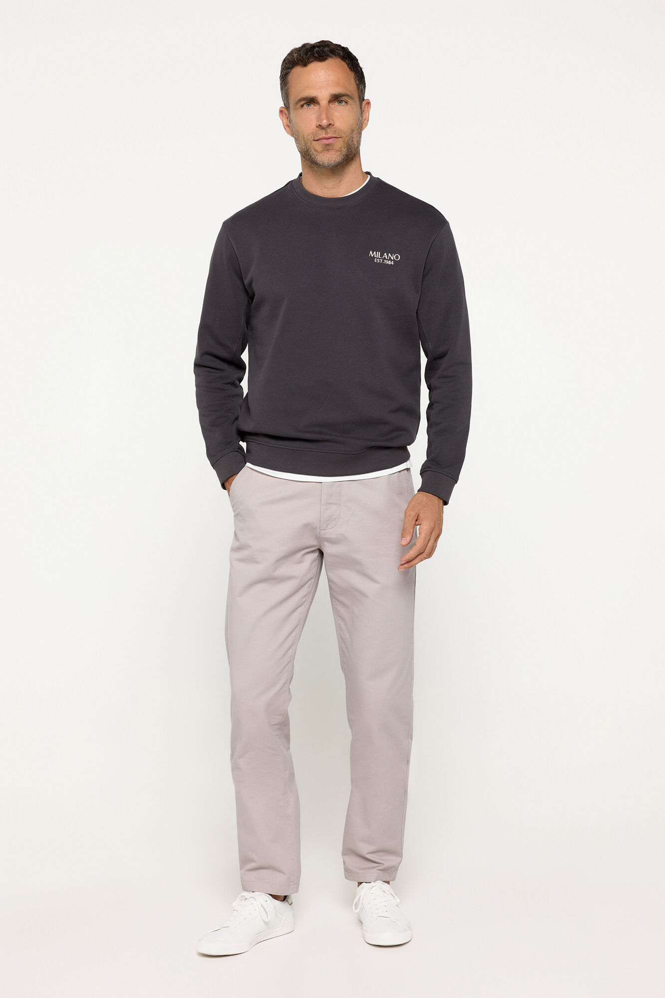 Milano Sudadera cuello caja bordada