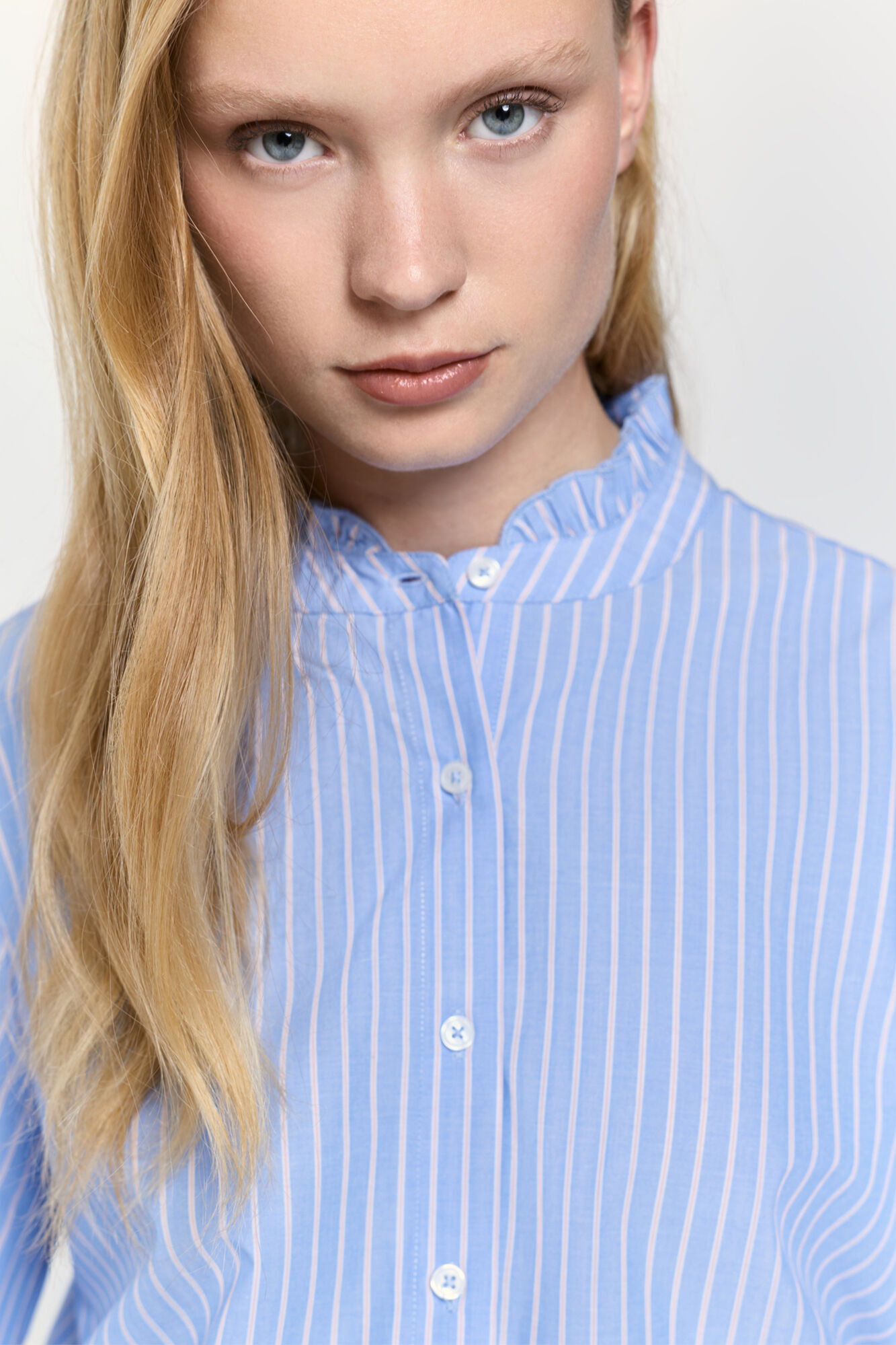 Milano Camisa com gola folho