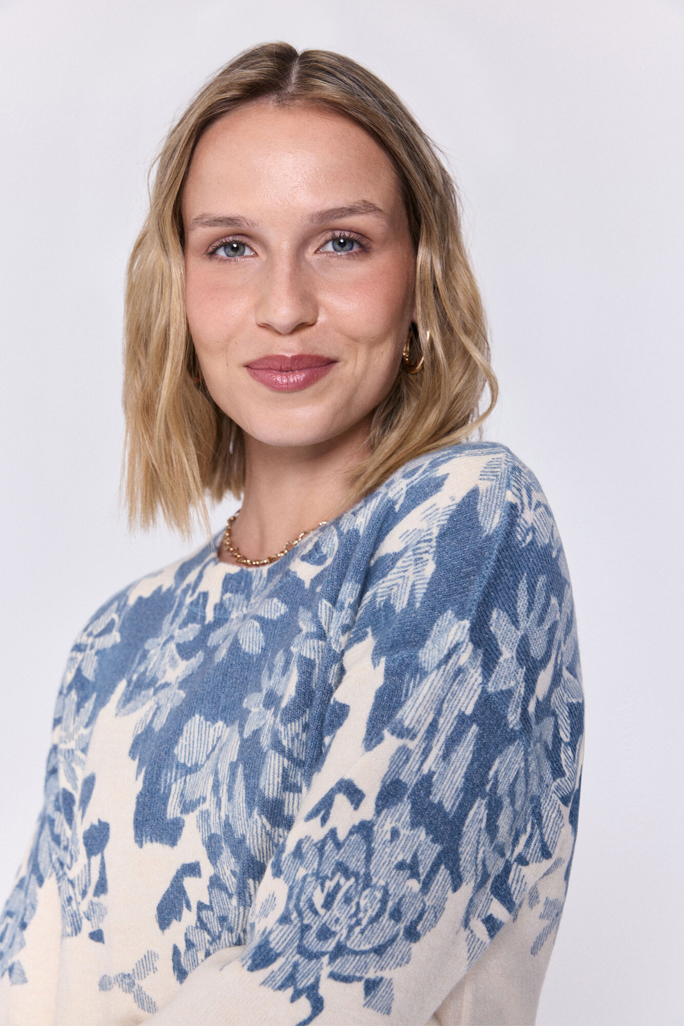 Milano Jersey con estampado floral en cuello