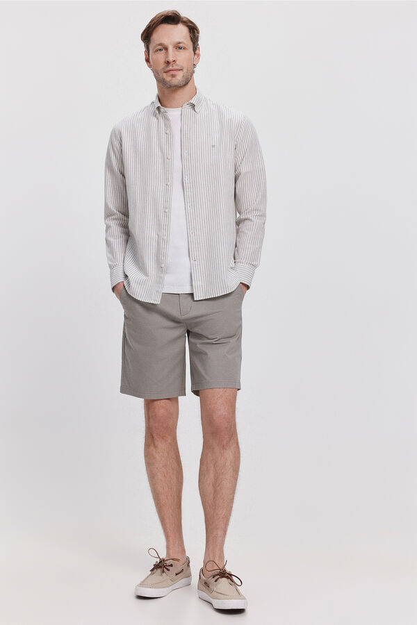 Pedro del Hierro Bermudas cl&aacute;ssicas lisas Camel