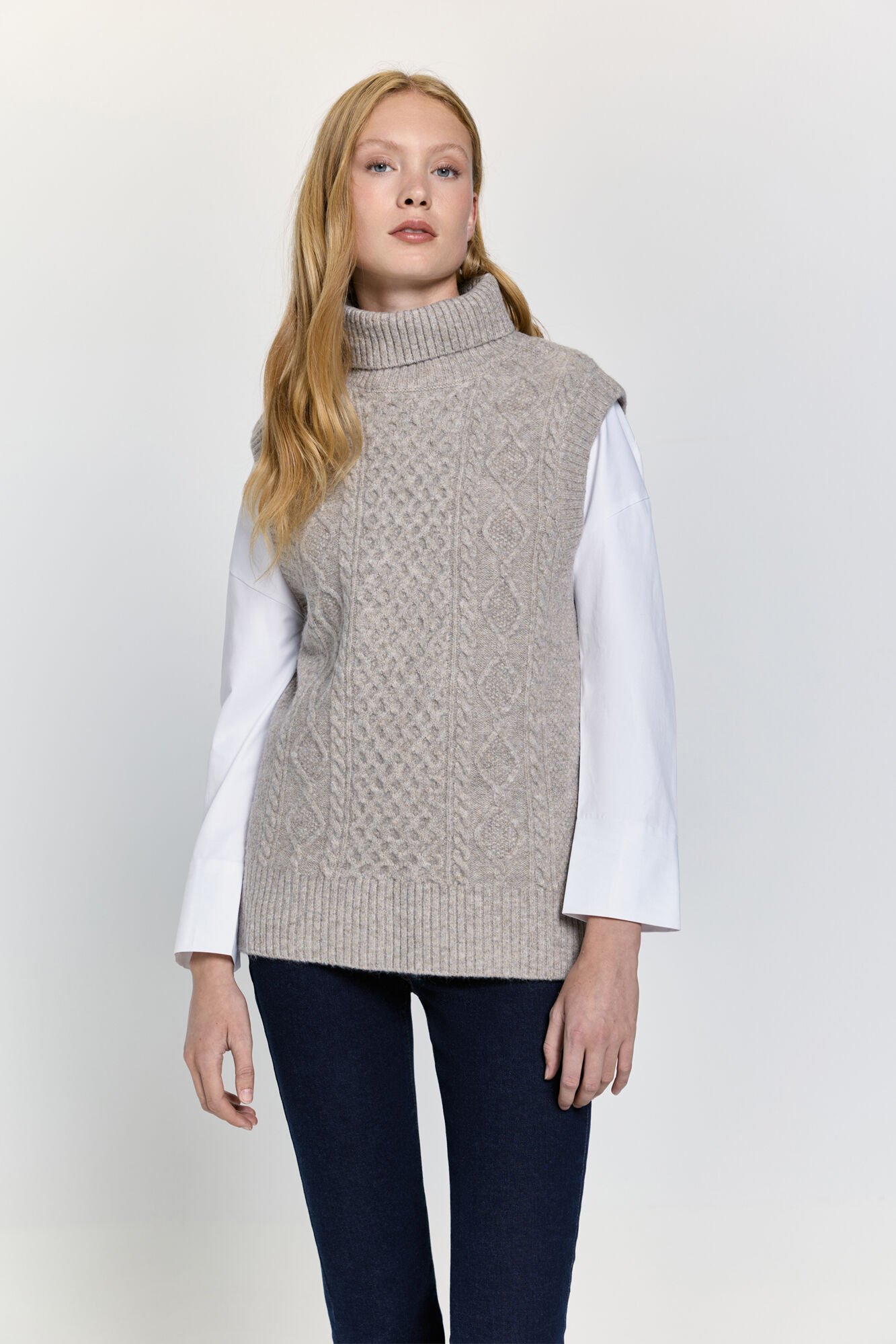 Milano Chaleco punto con estructura cuello vuelto