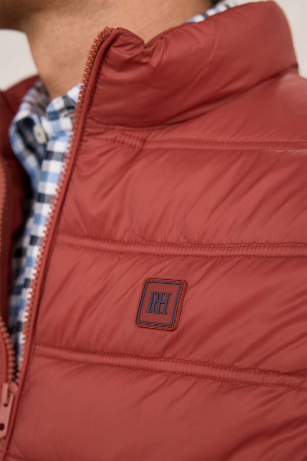 Pedro del Hierro Chaleco PDH Vino