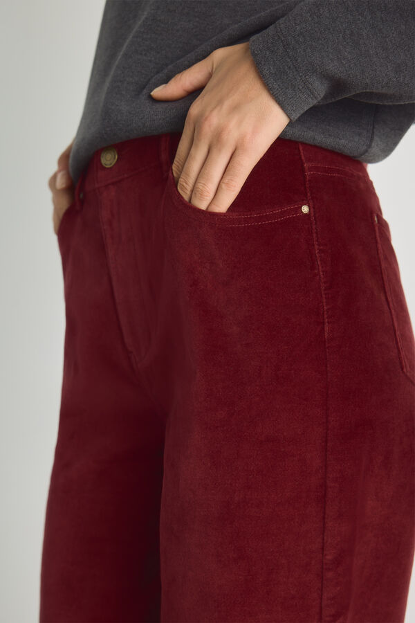 Milano Cal&ccedil;a de cinco bolsos Bordeaux