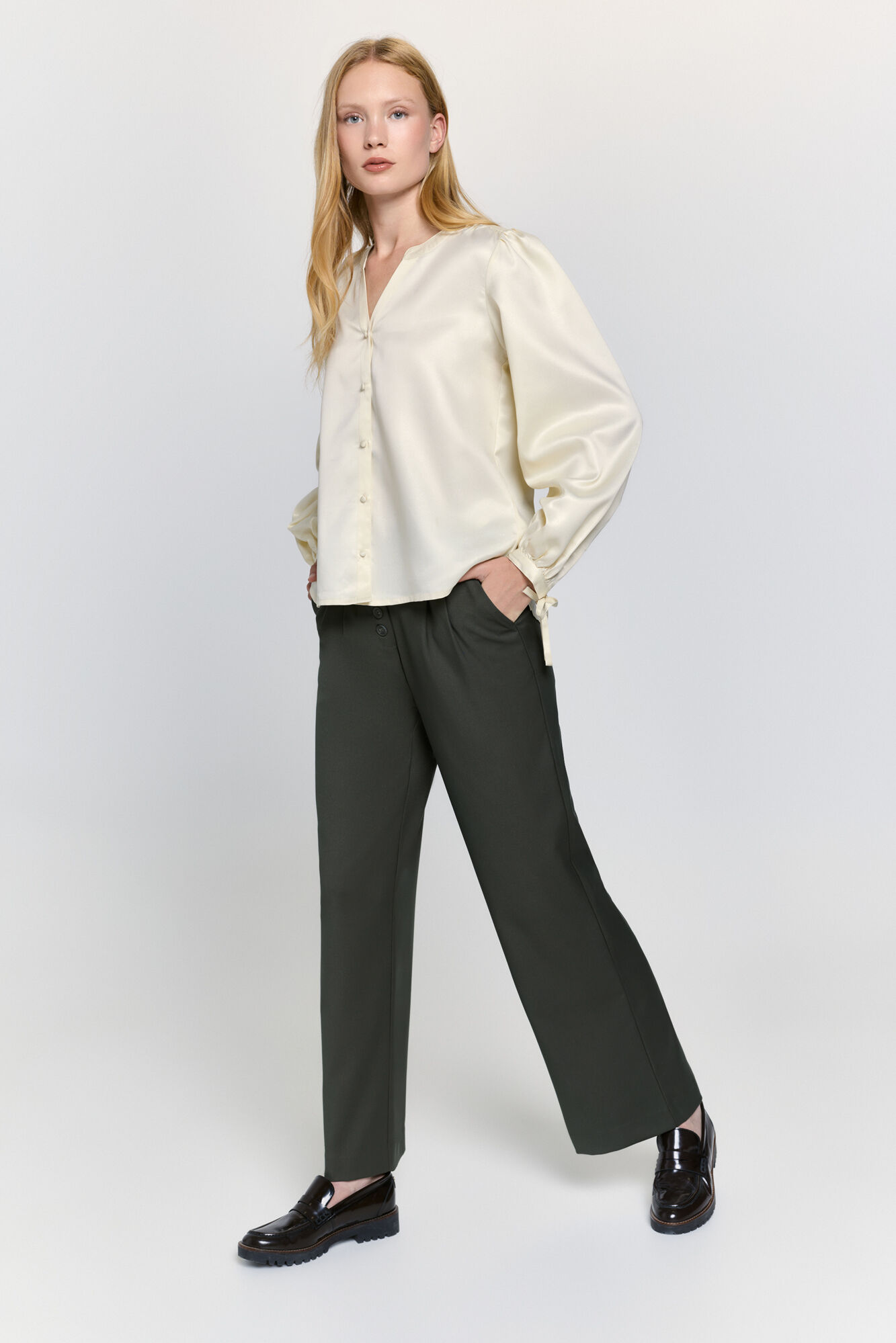 Milano Pantal&oacute;n recto tiro alto