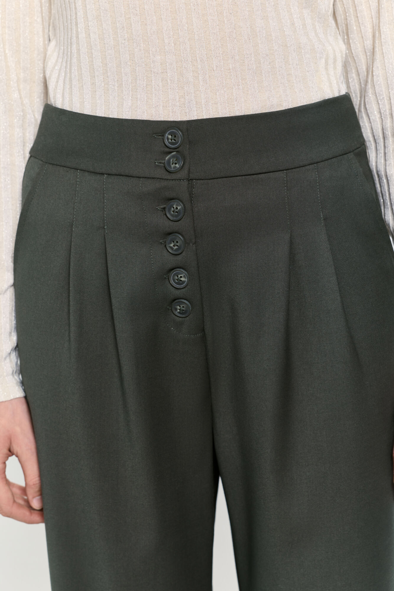 Milano Pantal&oacute;n recto tiro alto