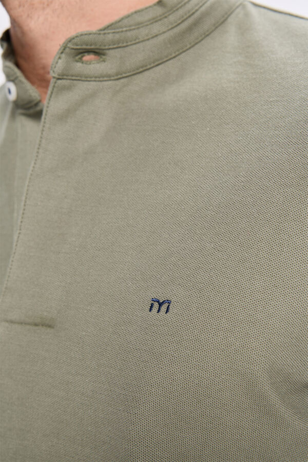 Milano Polo Mao Oxford C&aacute;qui escuro