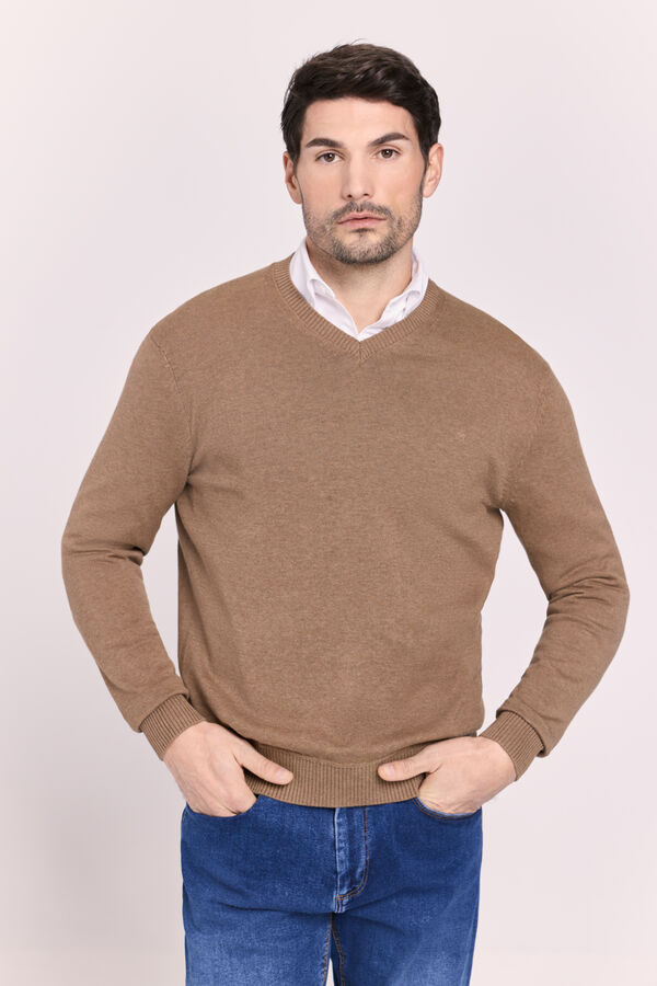 Milano Jersey cuello pico Marr&oacute;n