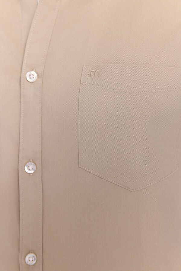 Milano Camisa lisa manga larga Marr&oacute;n