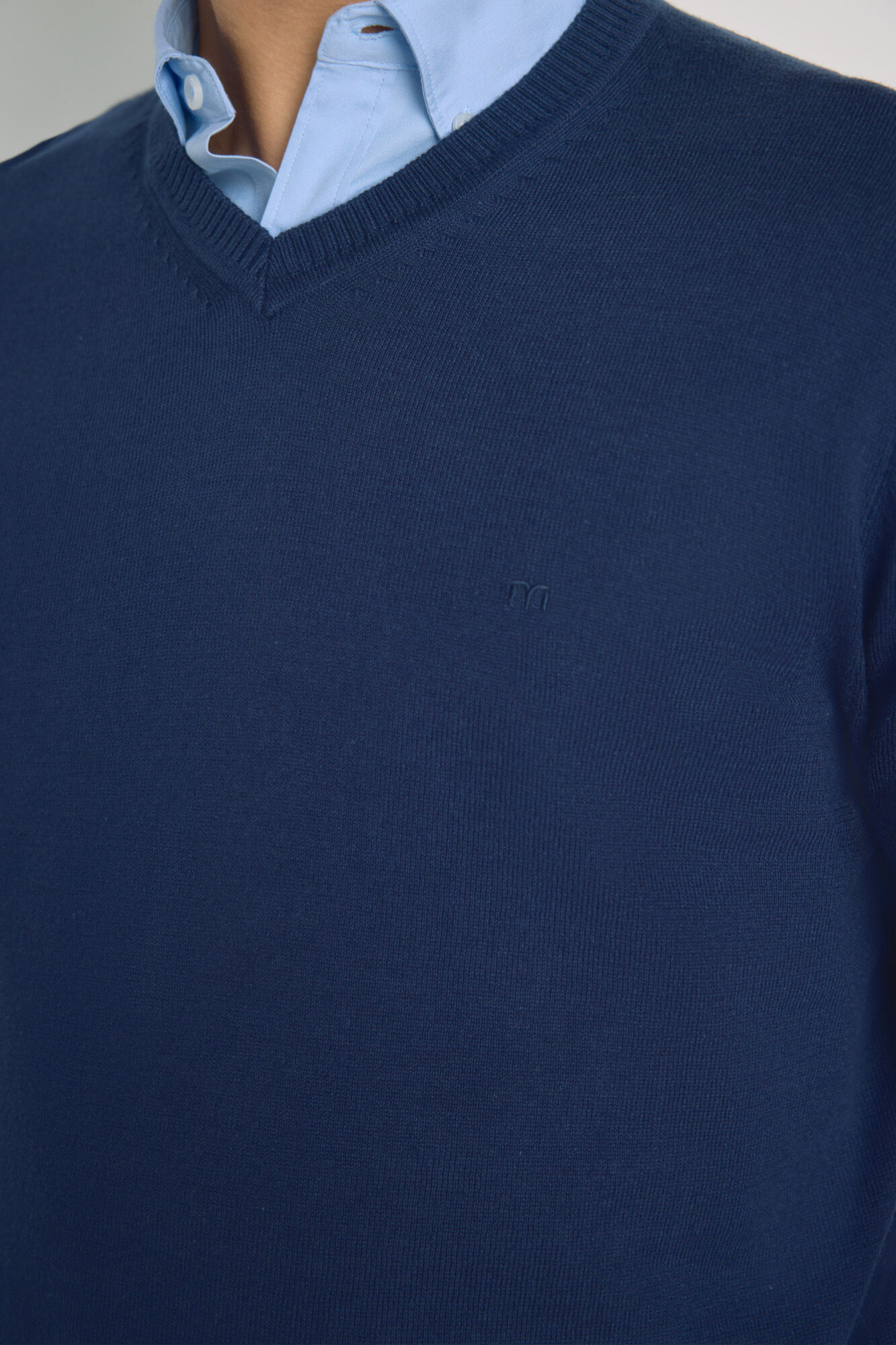 Milano Camisola gola em bico