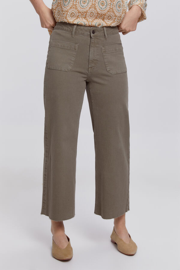 Milano Cal&ccedil;as curtas coloridas C&aacute;qui escuro