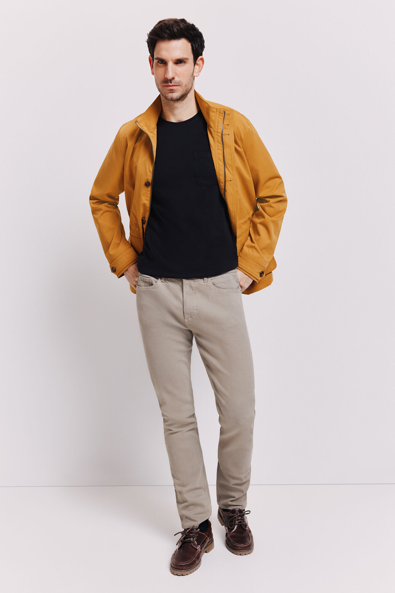 Milano Camiseta b&aacute;sica con bolsillo