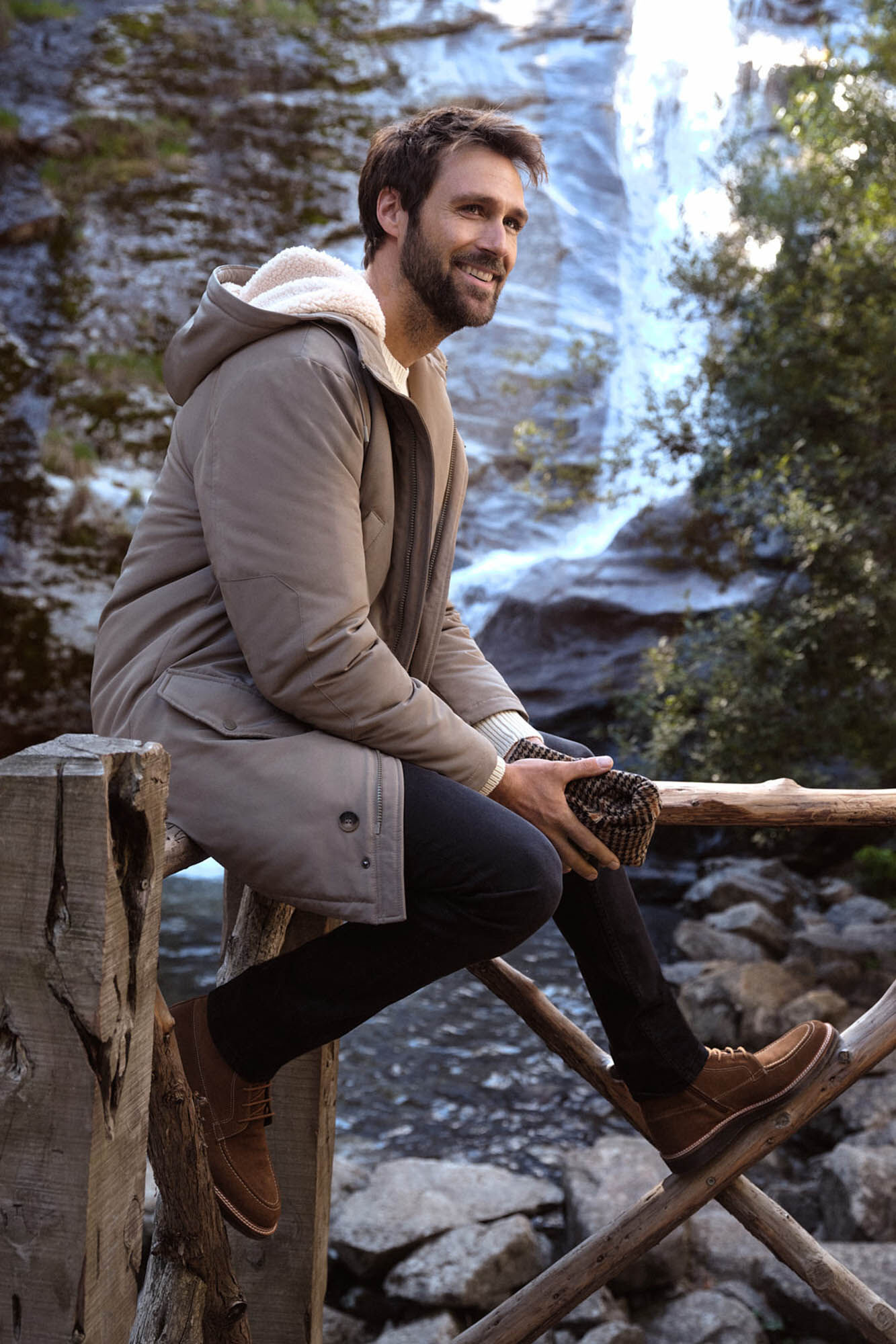 Milano Parka con capucha (interior borrego)