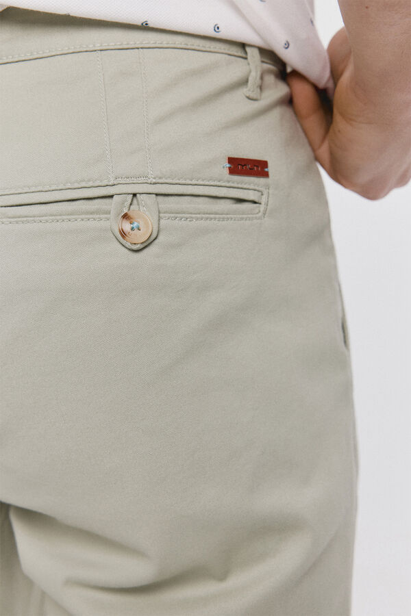 Milano Pantal&oacute;n Chino Liso Kaki Claro