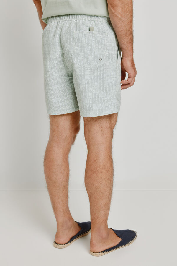 Pedro del Hierro Ba&ntilde;ador logos Kaki
