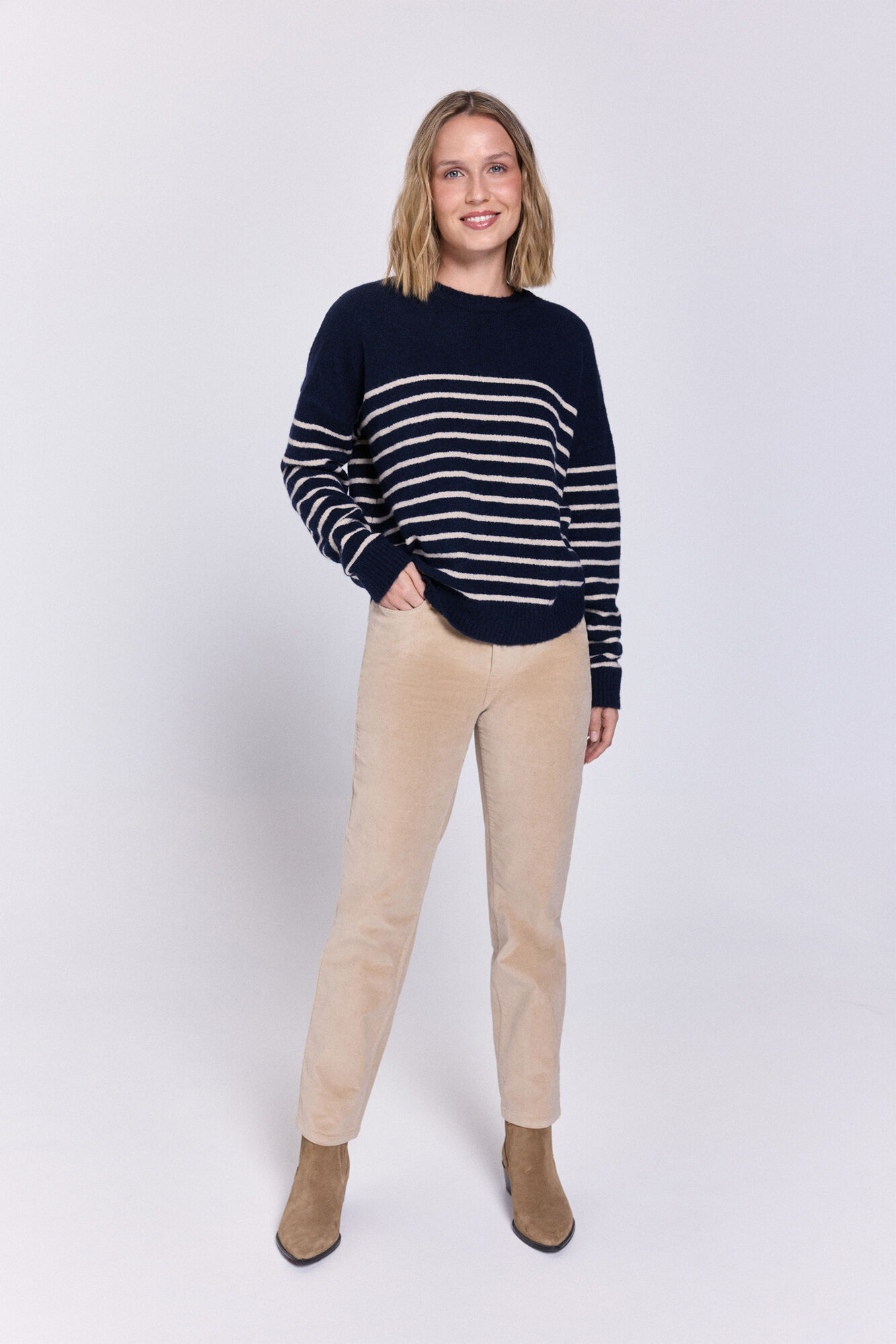 Milano Pantal&oacute;n velvet&oacute;n 5 bolsillos