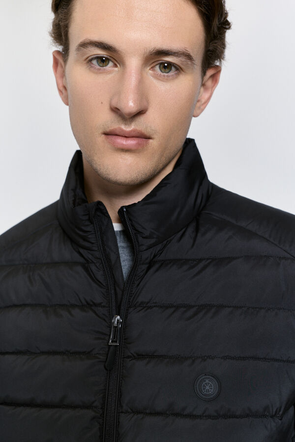 Cortefiel Chaqueta acolchada ultralight Negro