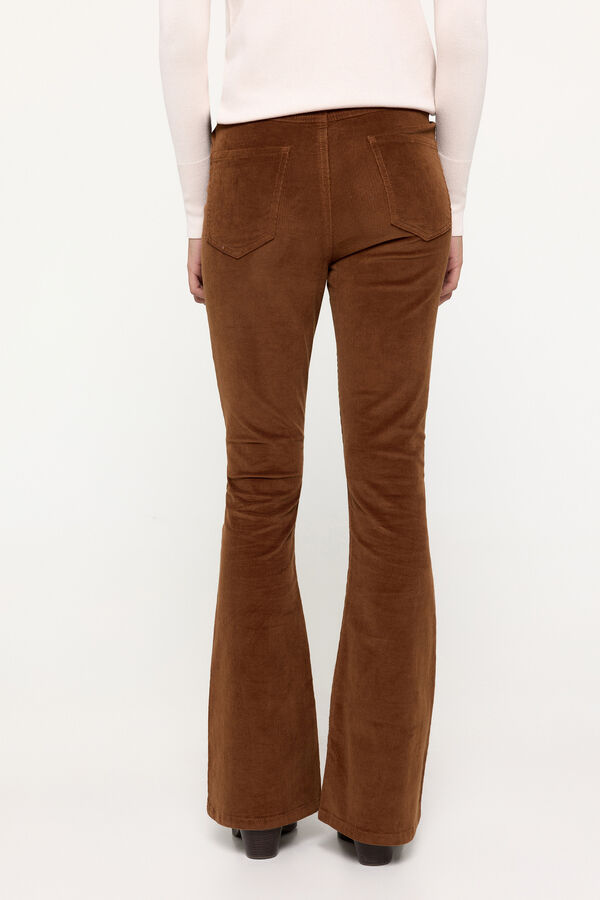 Milano Pantal&oacute;n flare pana Torrefac&ccedil;ao