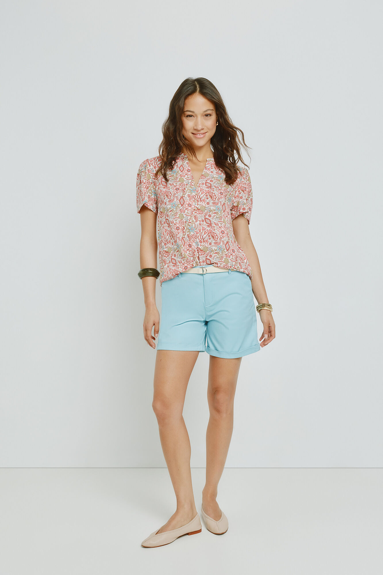 Milano Bermuda lisa con cinturon