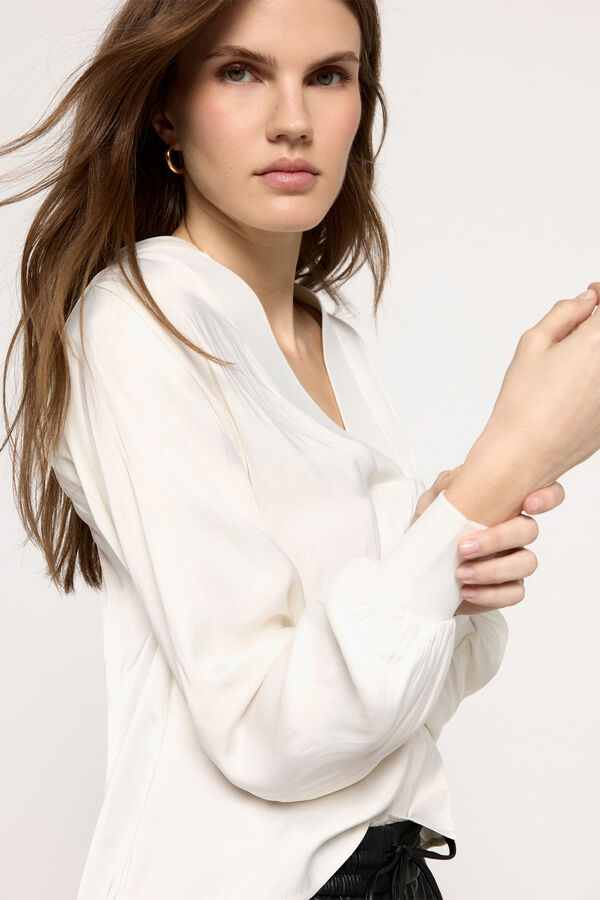 Milano Blusa de cetim. Marfim