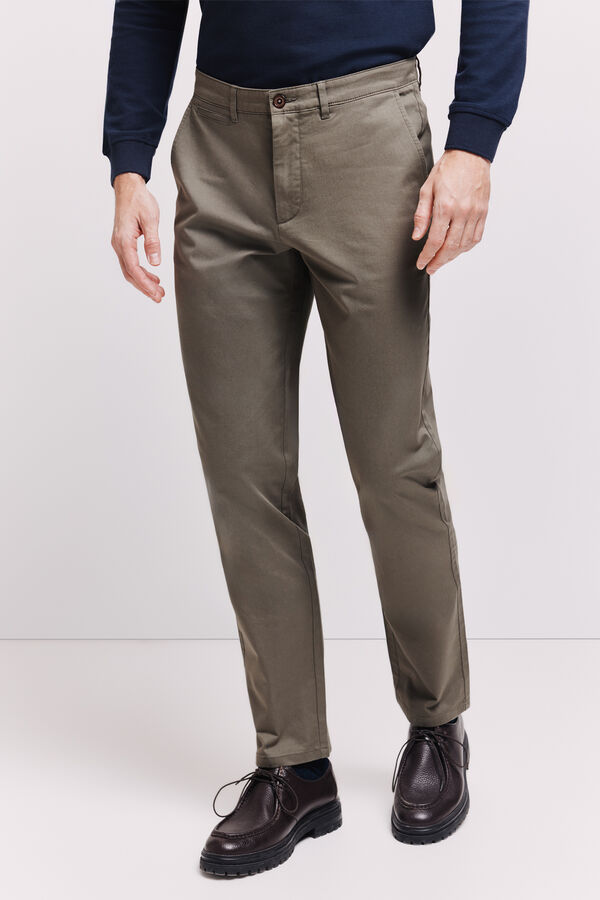Pedro del Hierro Pantal&oacute;n chino regular fit Kaki Oscuro