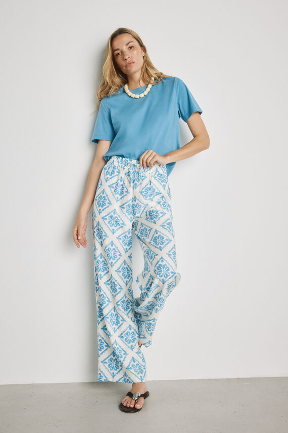 Pantalón ancho