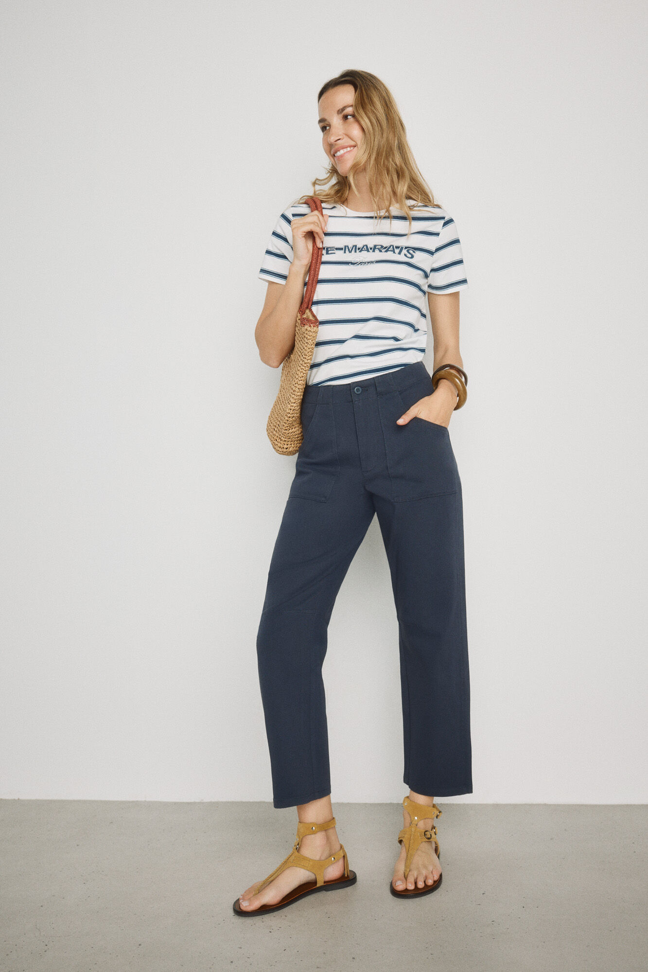 Milano Cal&ccedil;a color com bolsos de remendo