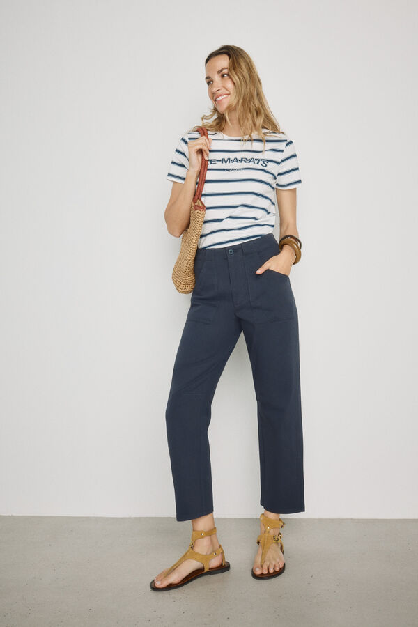 Milano Cal&ccedil;a color com bolsos de remendo Marinho