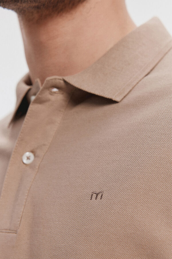 Milano Polo B&aacute;sico Milano Marr&oacute;n