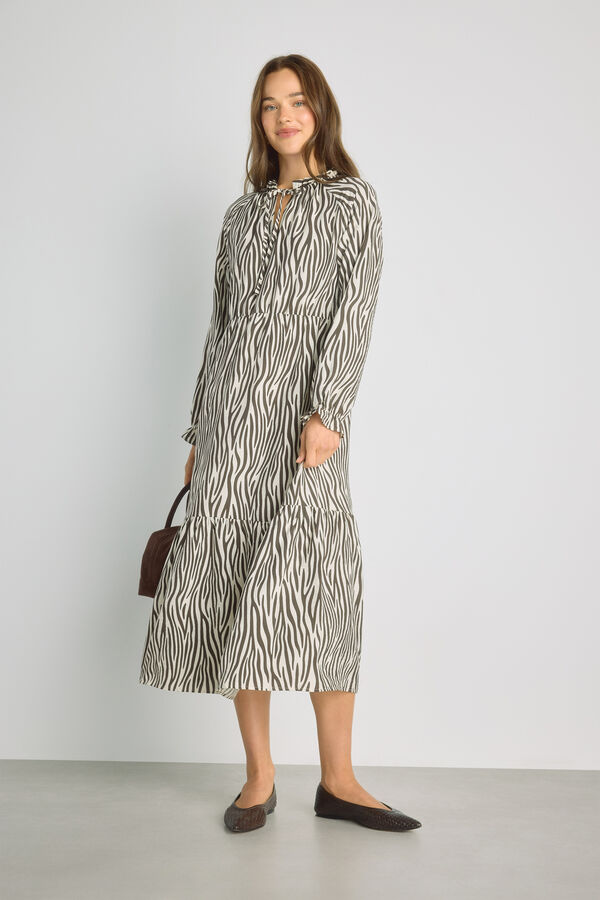 Milano Vestido escote pico Beige
