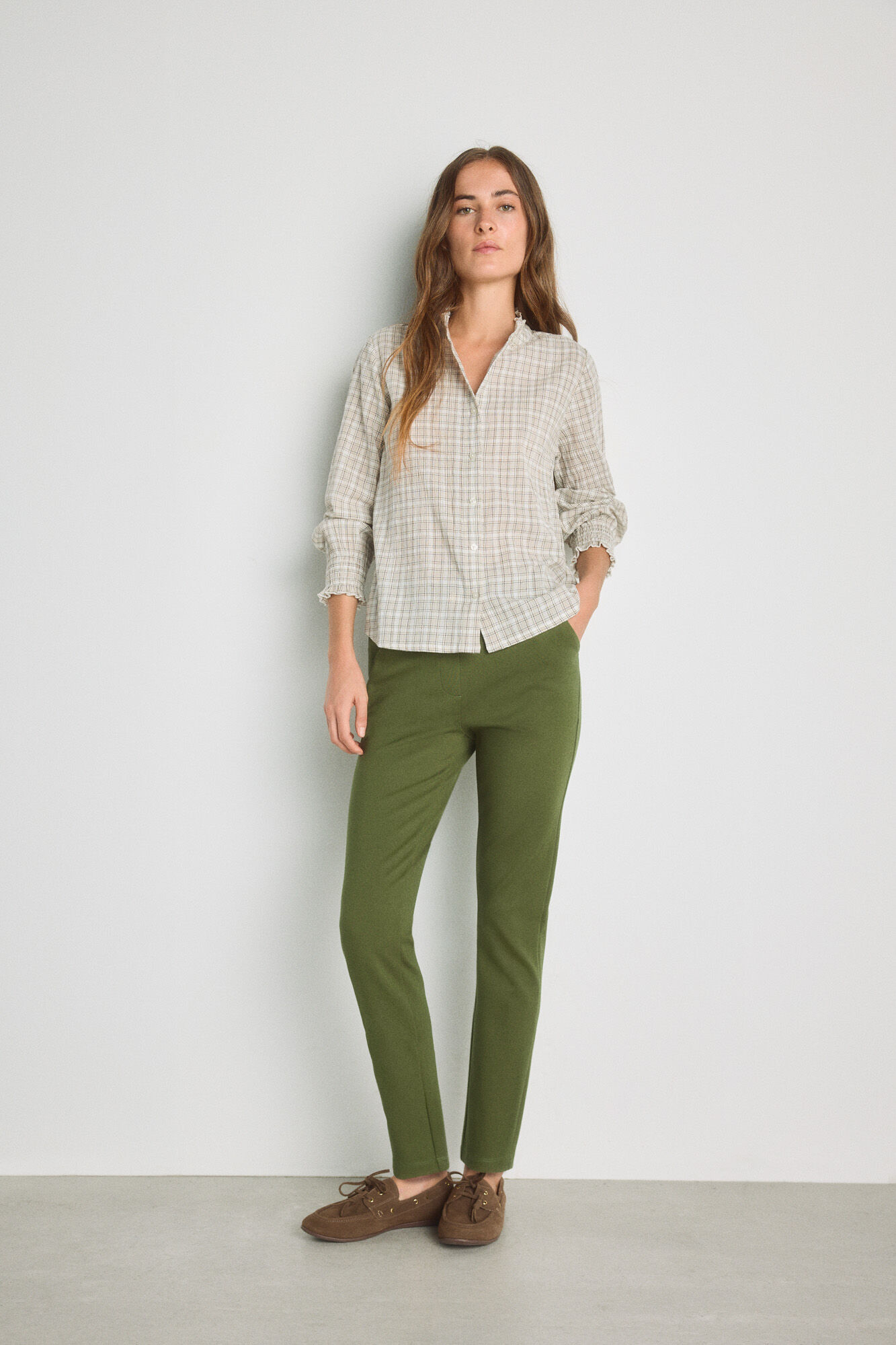 Milano Cal&ccedil;a slim fit confort&aacute;vel