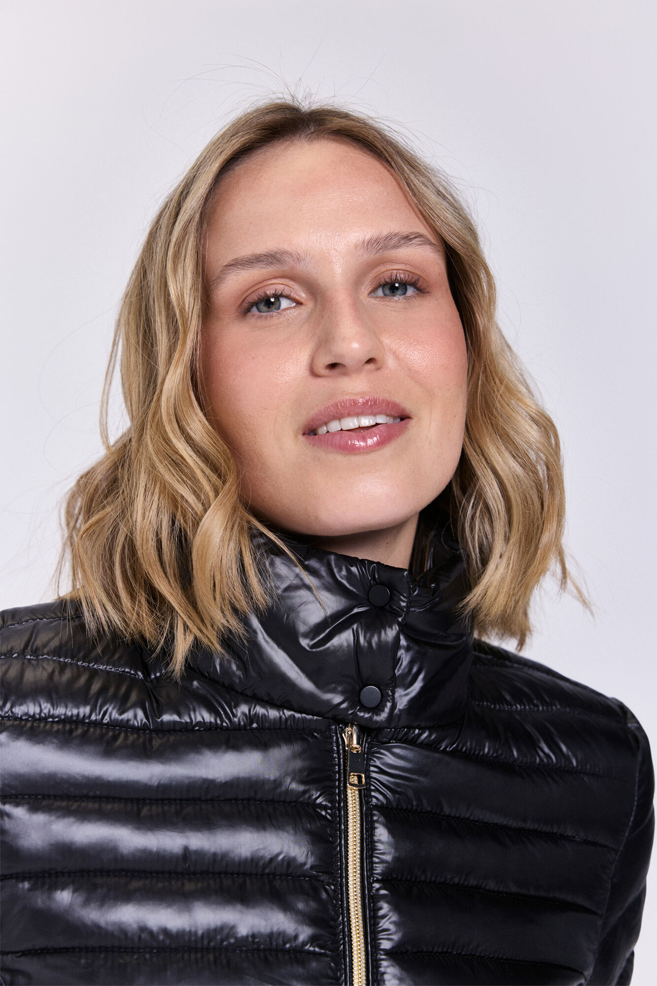 Milano Chaqueta acolchada tipo plum&iacute;fero corto