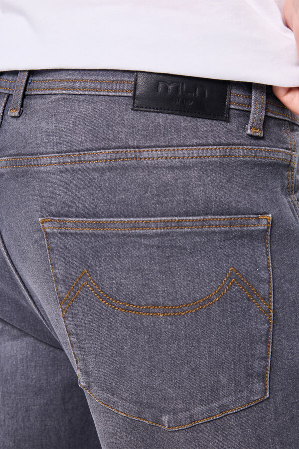 Milano Pantalón Denim Comfort Gris