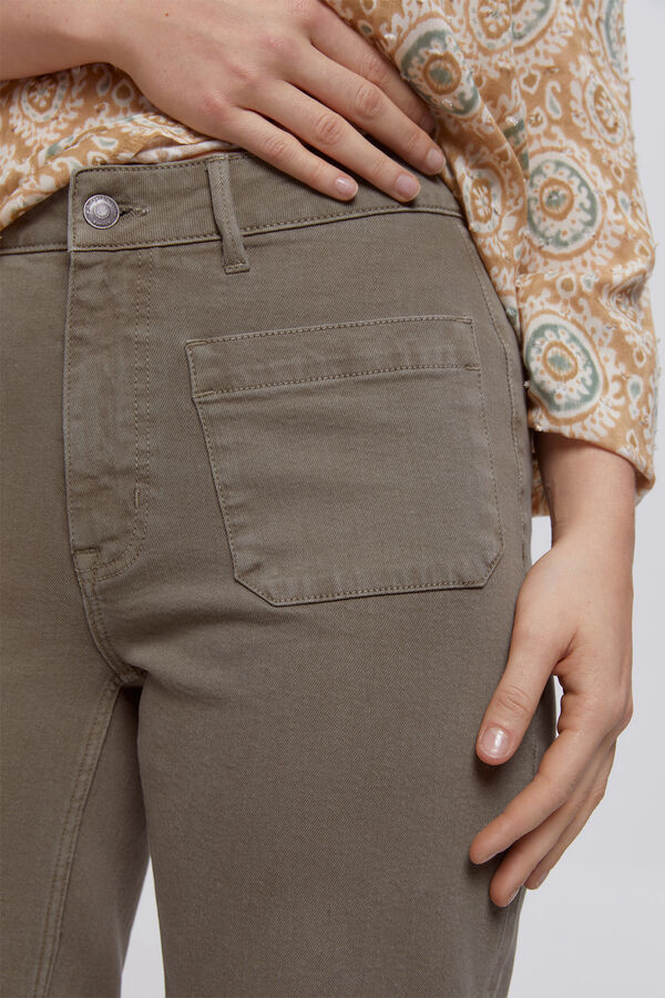 Milano Cal&ccedil;as curtas coloridas C&aacute;qui escuro