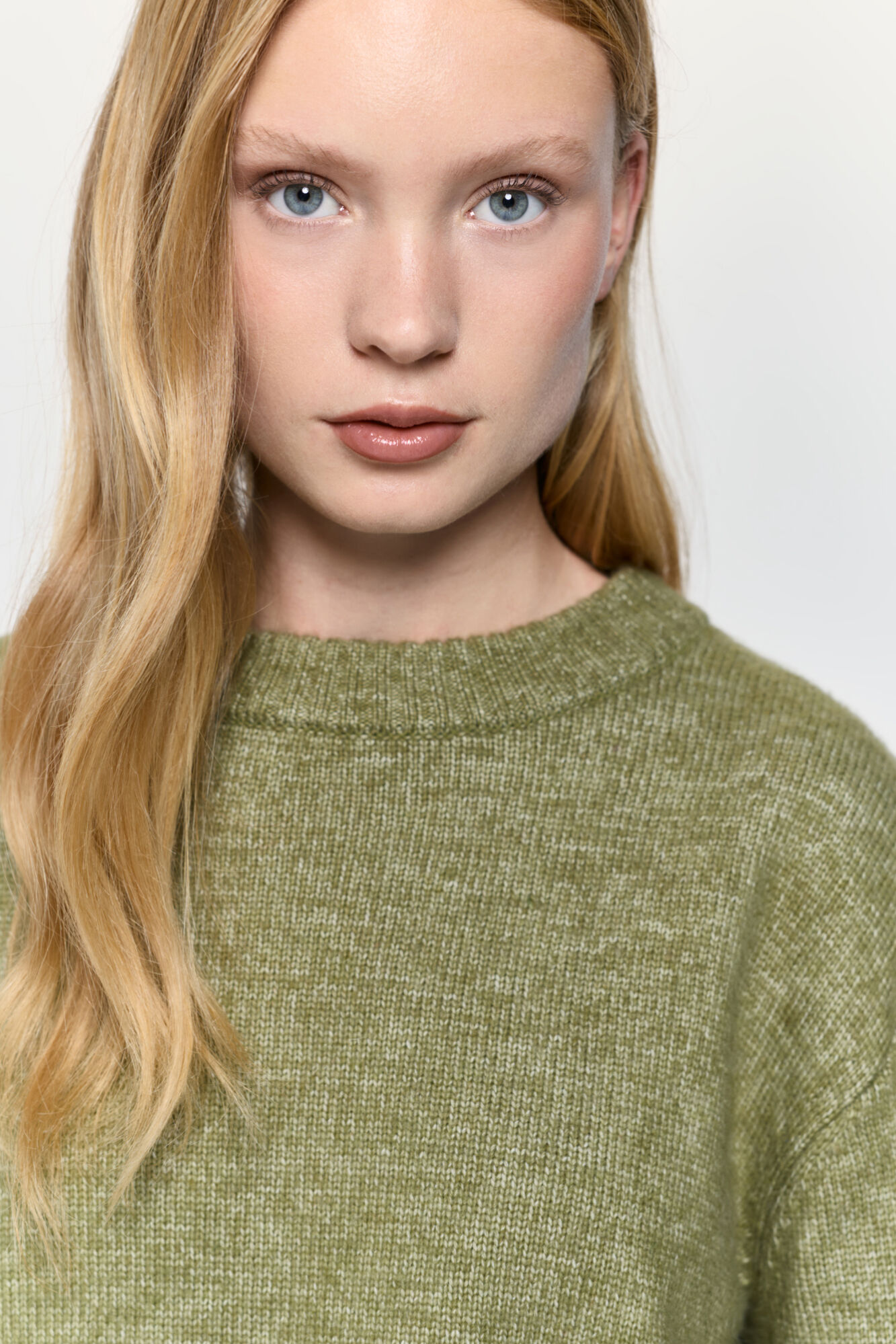 Milano Jersey cuello caja detalles trenzas