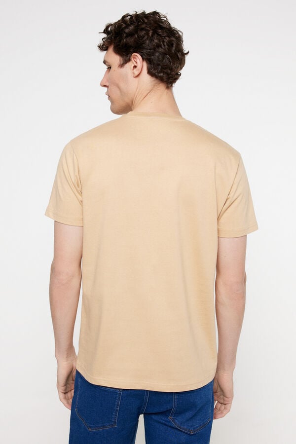 Fifty Outlet T-shirt manga curta. 100% algodão. Torrefacçao