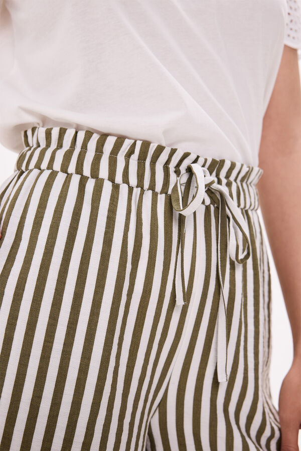 Milano Bermudas riscas Estampado verde