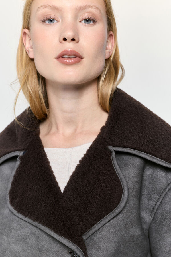 Milano Abrigo tipo chaquet&oacute;n doble faz Marr&oacute;n Oscuro